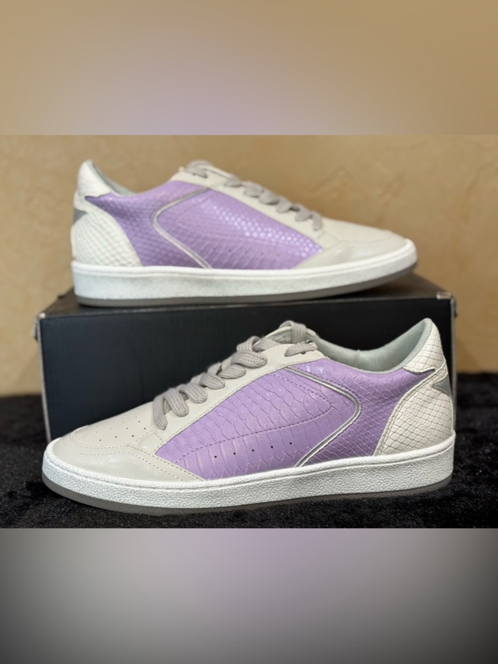 SHU SHOP PARK SNEAKERS IN LILAC SNAKE - Size 9